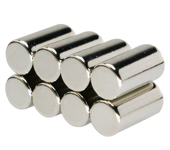 Cylindrical magnet