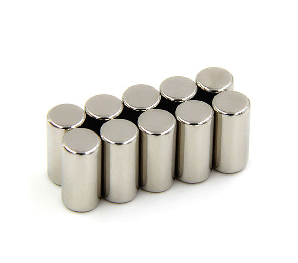 Cylindrical magnet
