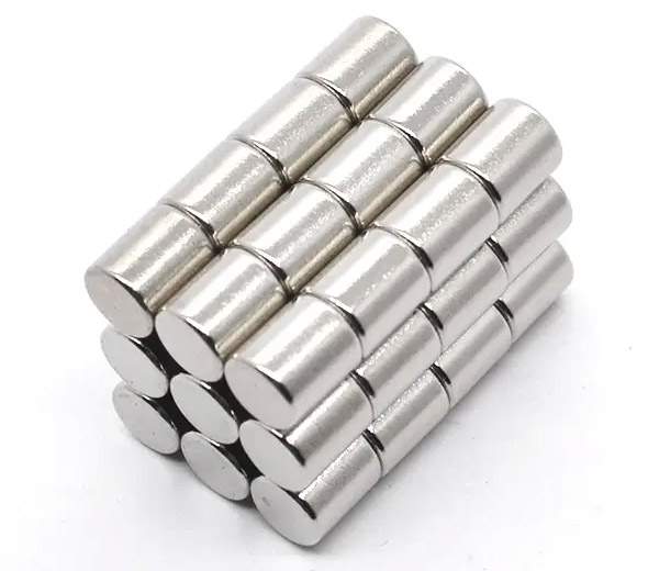 Cylindrical magnet