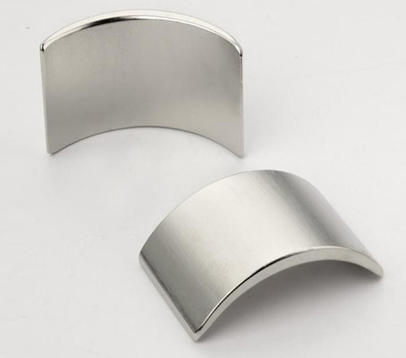 Tile shaped NdFeB magnet
