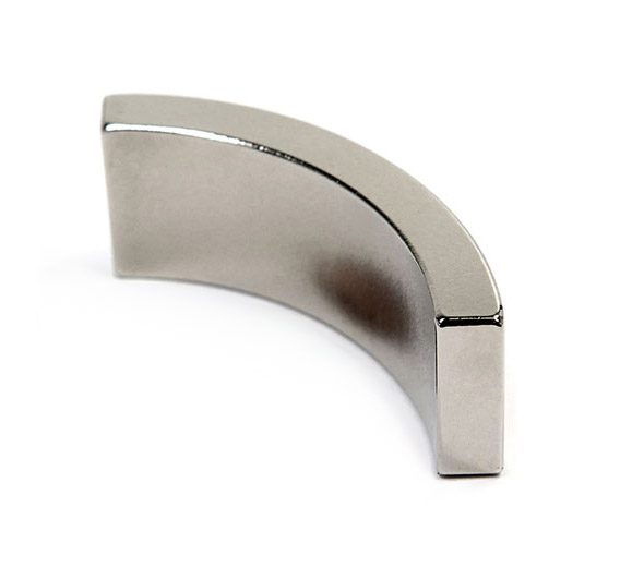 Arc shaped NdFeB magnet